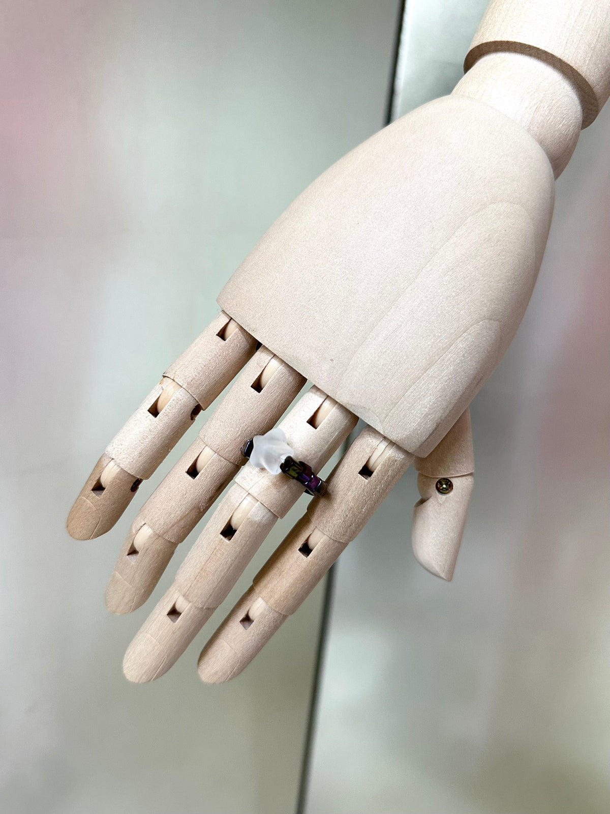 LUMI — Frosted Star Cube Beaded Ring