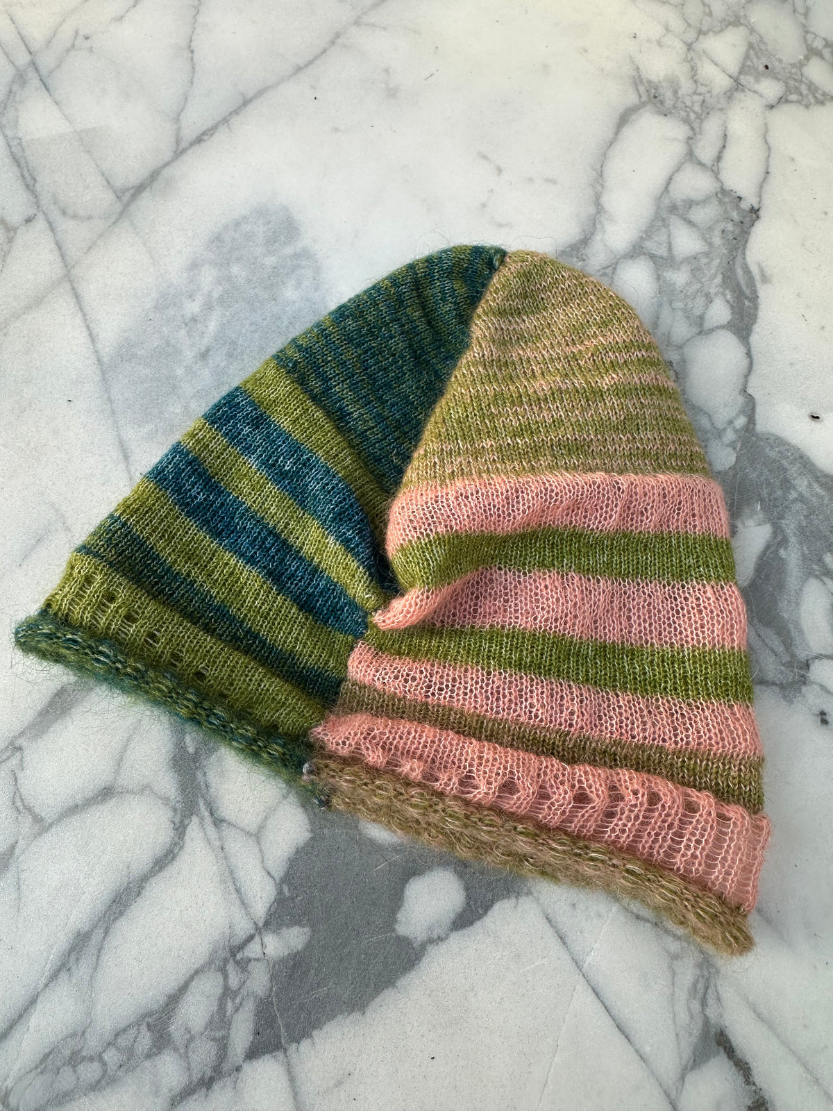 MIRA — Asymmetric Contrast-Stripe Knit Beanie